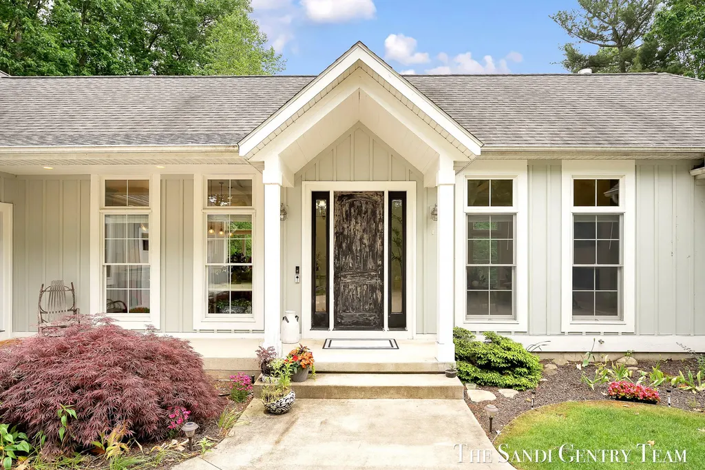 12620 Golf Estates Lane Grand Haven Charter Township MI 49417
