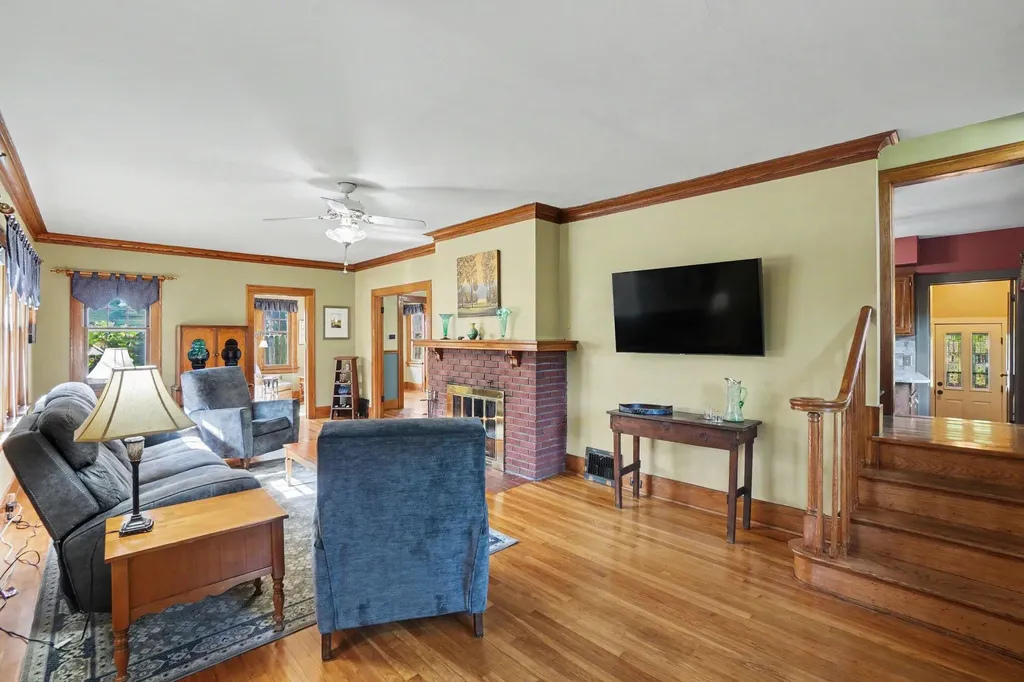 560 State Street Holland City MI 49423