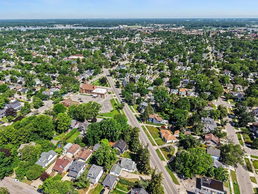 560 State Street Holland City MI 49423