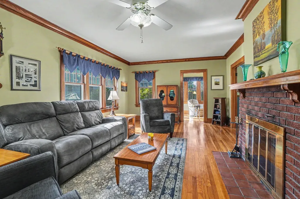 560 State Street Holland City MI 49423