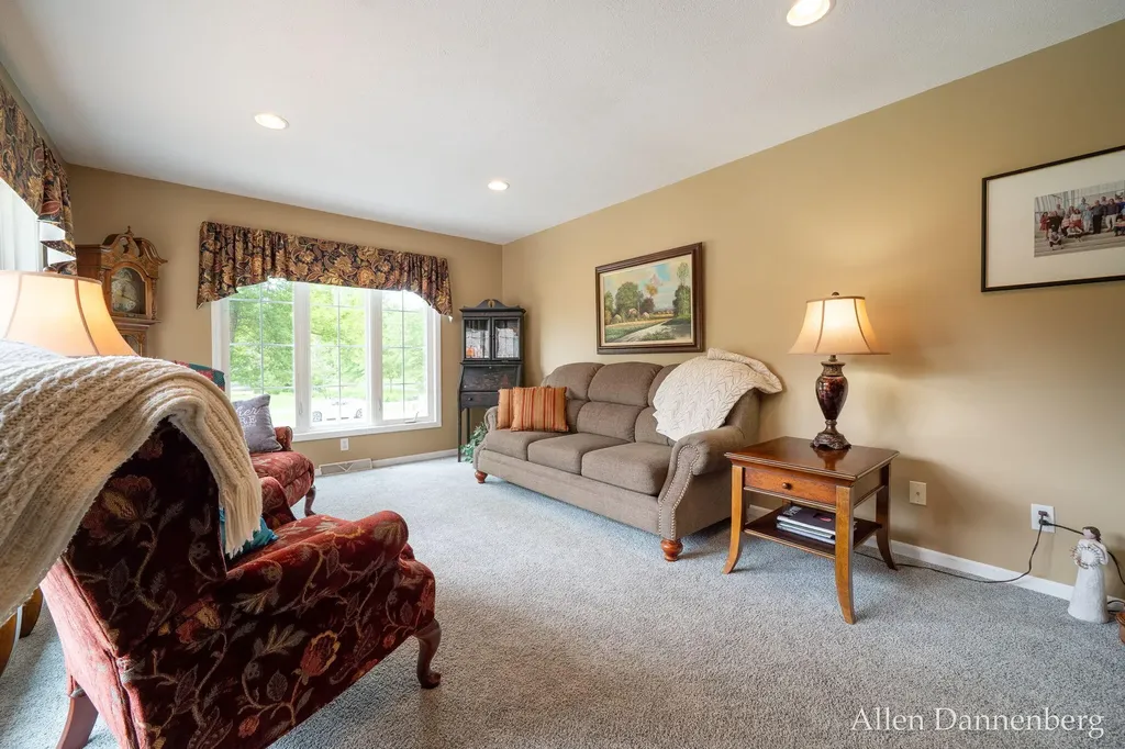 10497 Beechnut Lane Holland Charter Township MI 49464