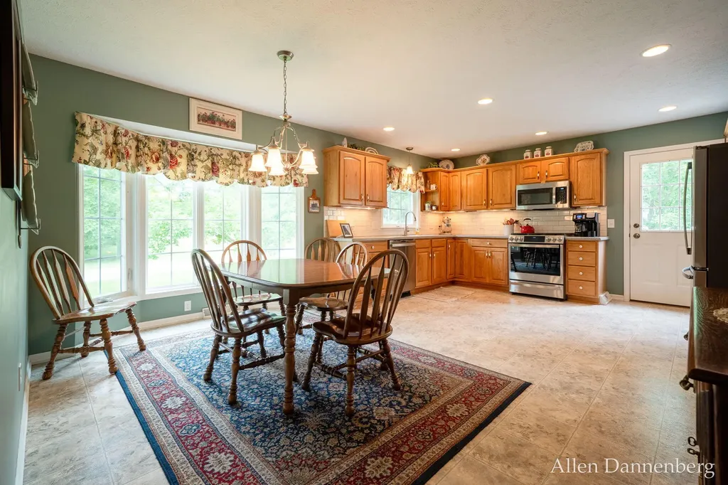 10497 Beechnut Lane Holland Charter Township MI 49464