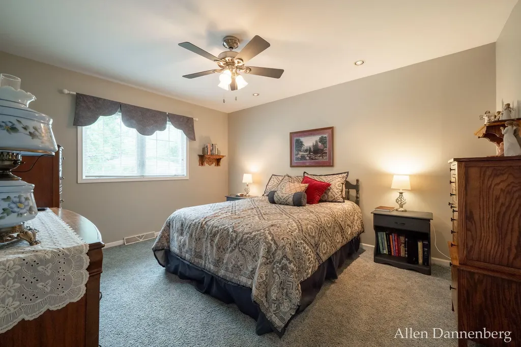 10497 Beechnut Lane Holland Charter Township MI 49464