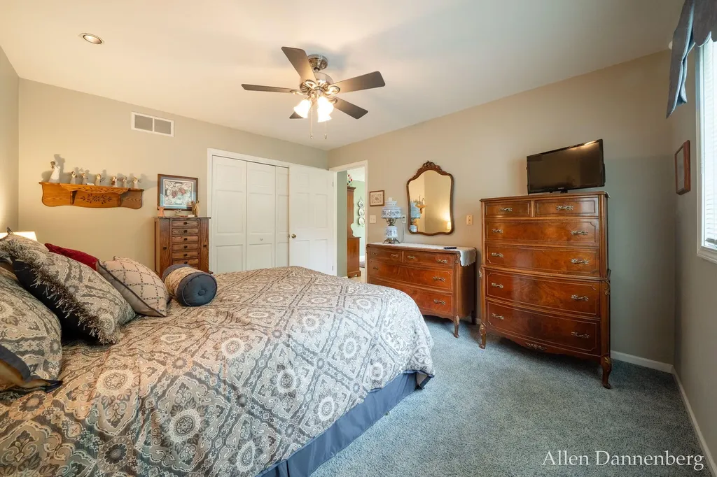 10497 Beechnut Lane Holland Charter Township MI 49464