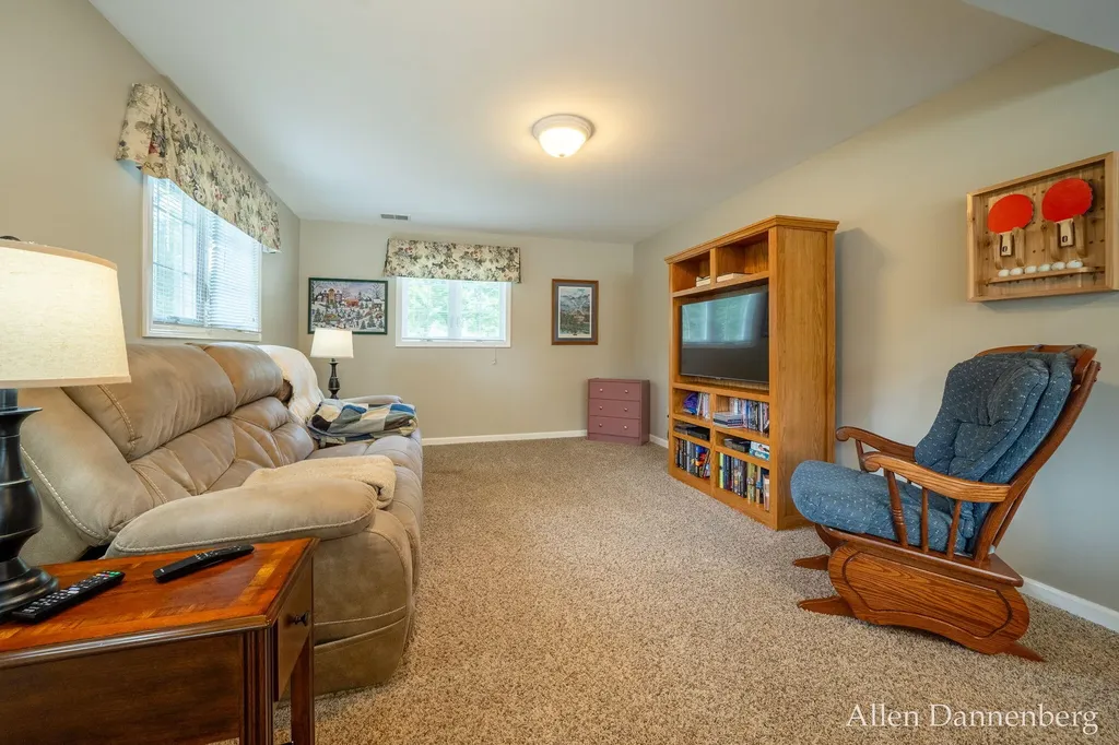 10497 Beechnut Lane Holland Charter Township MI 49464