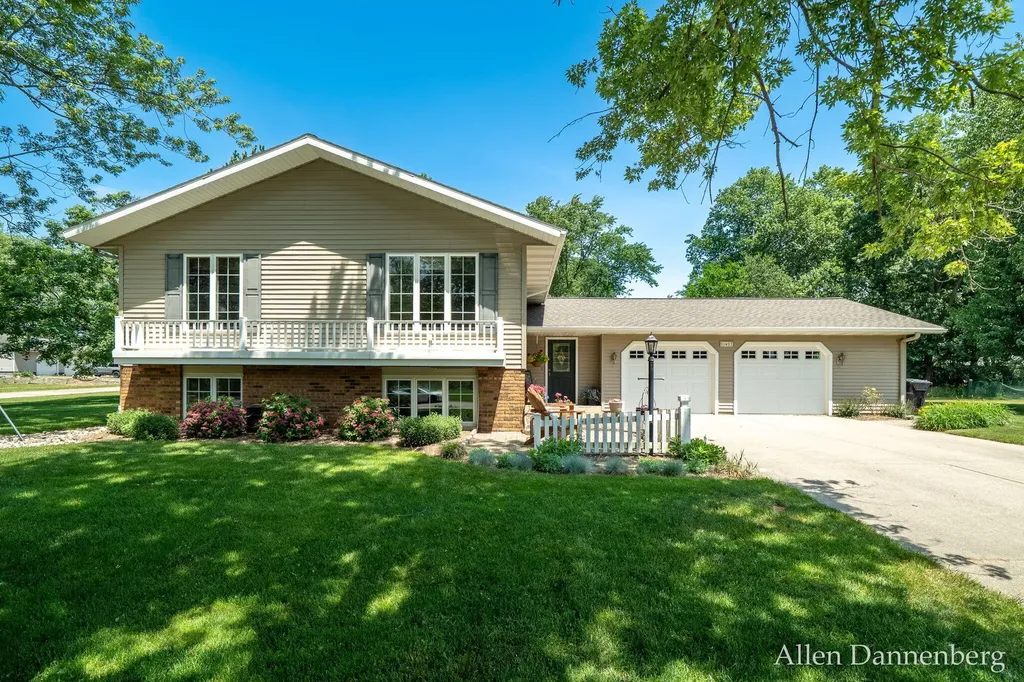 10497 Beechnut Lane Holland Charter Township MI 49464