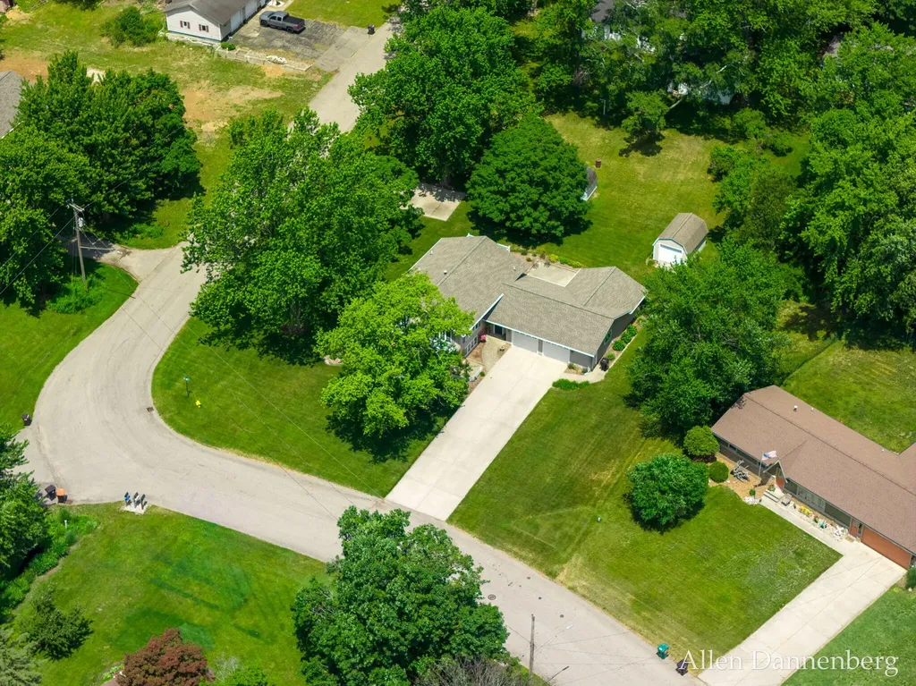 10497 Beechnut Lane Holland Charter Township MI 49464