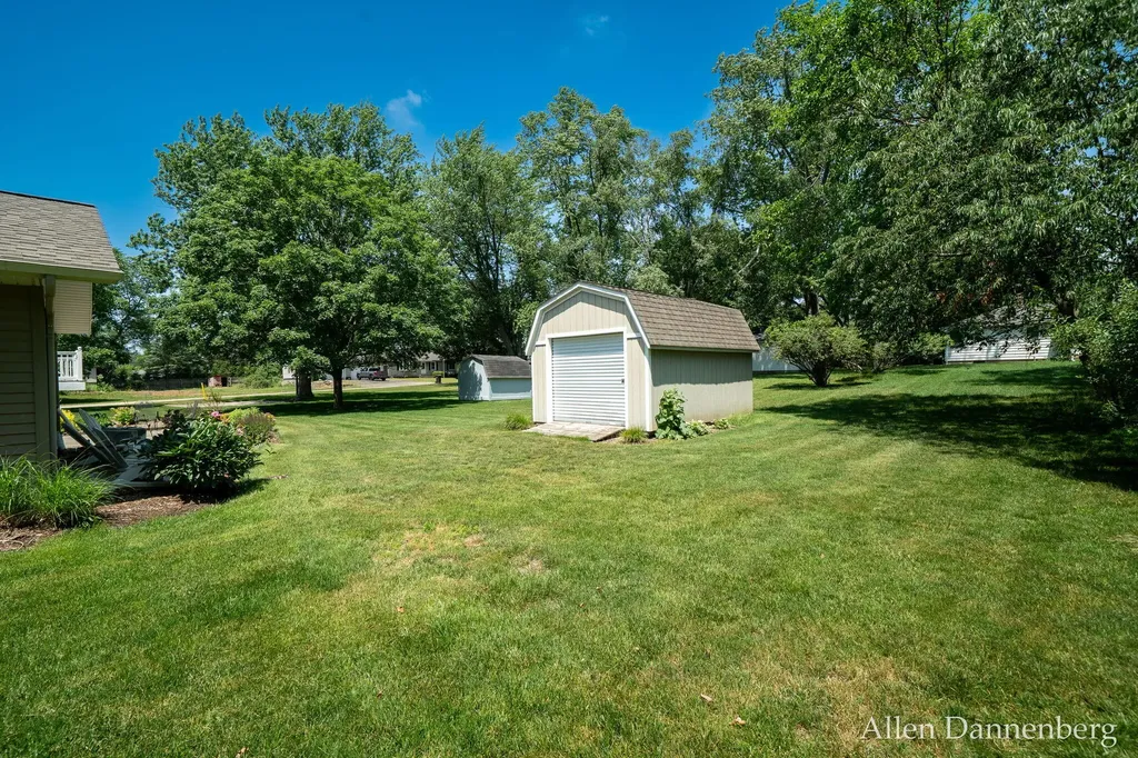 10497 Beechnut Lane Holland Charter Township MI 49464