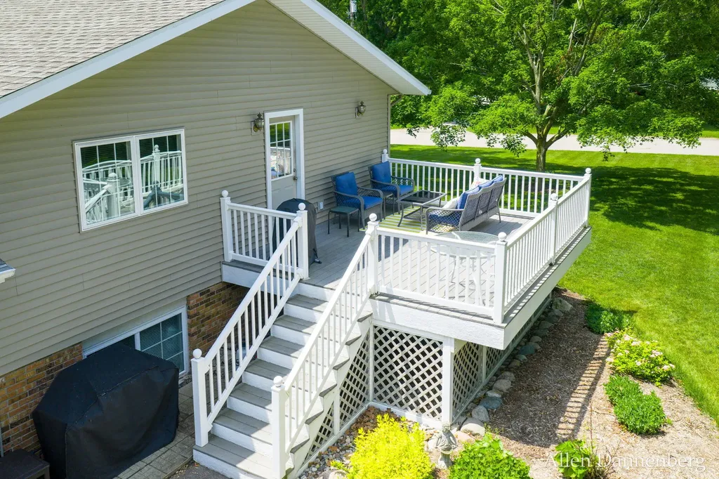 10497 Beechnut Lane Holland Charter Township MI 49464