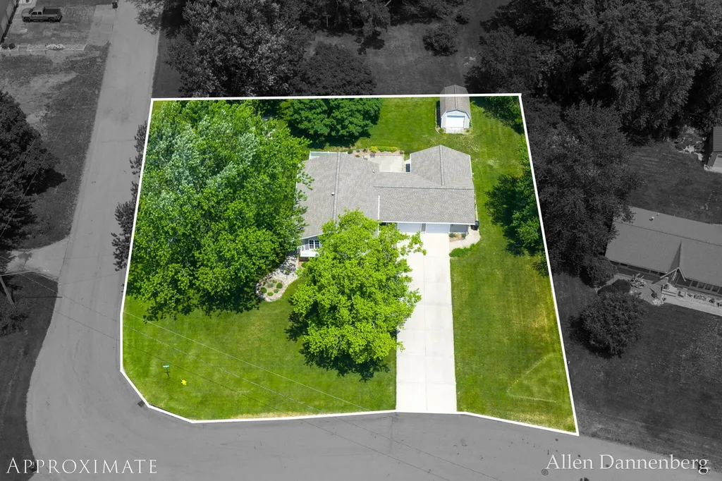 10497 Beechnut Lane Holland Charter Township MI 49464