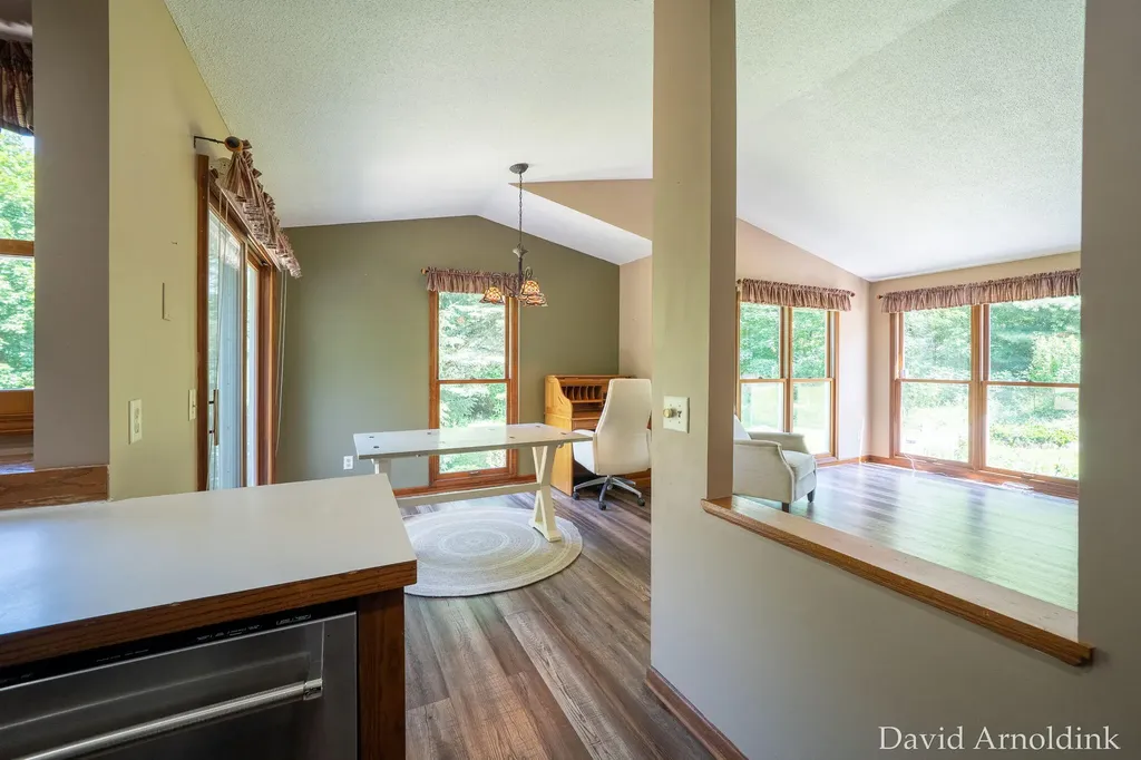 624 S 160th Avenue Park Township MI 49423