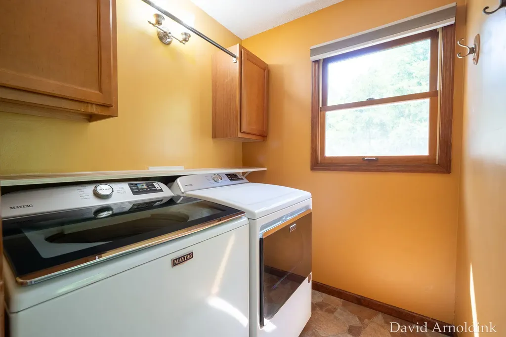 624 S 160th Avenue Park Township MI 49423