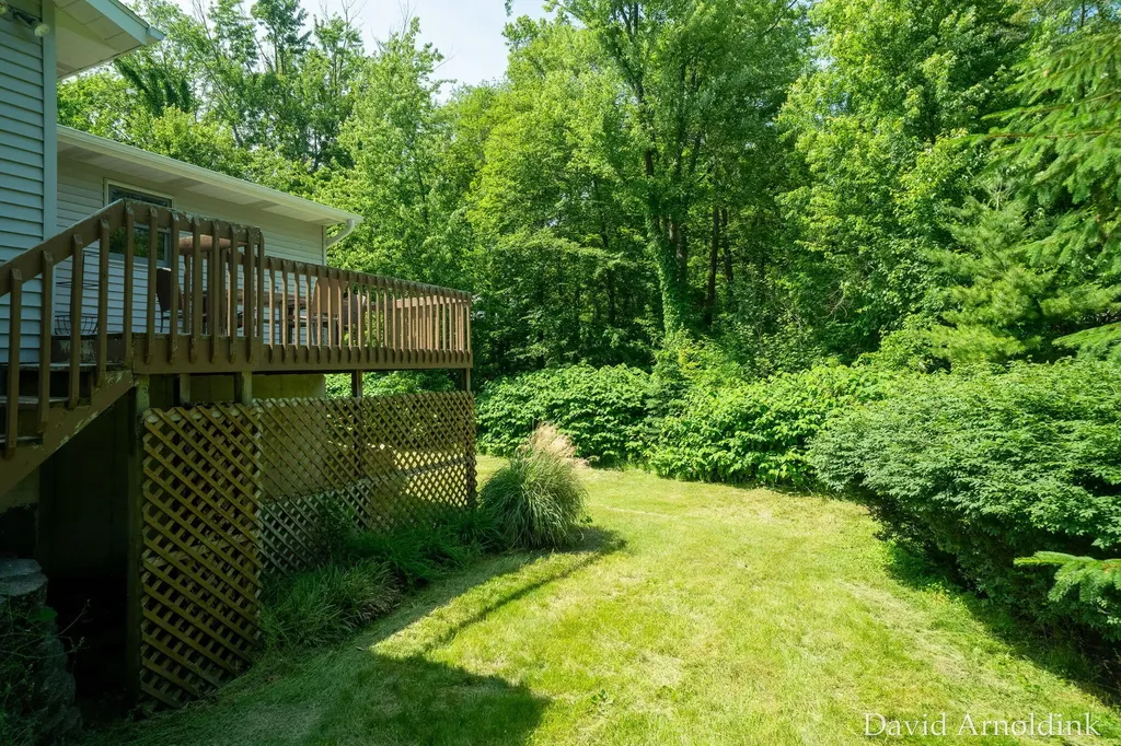 624 S 160th Avenue Park Township MI 49423