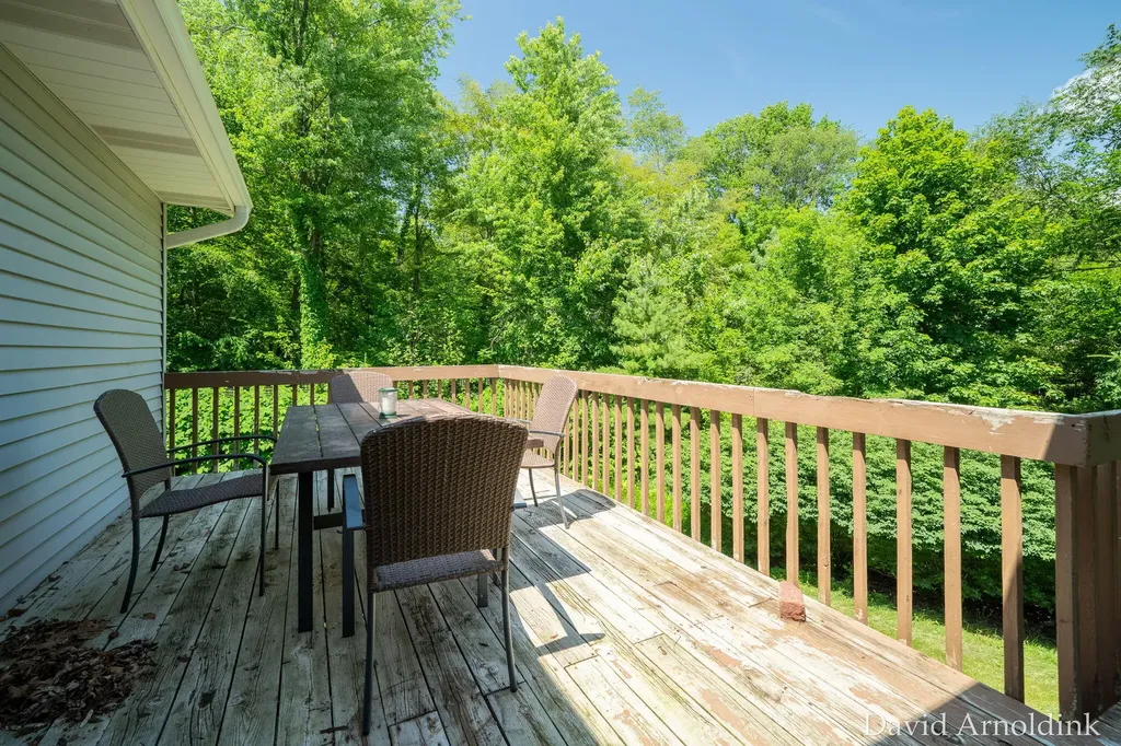 624 S 160th Avenue Park Township MI 49423