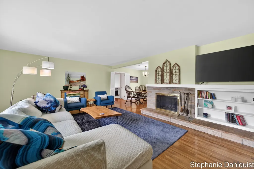 621 E Sunset Drive North Muskegon City MI 49445