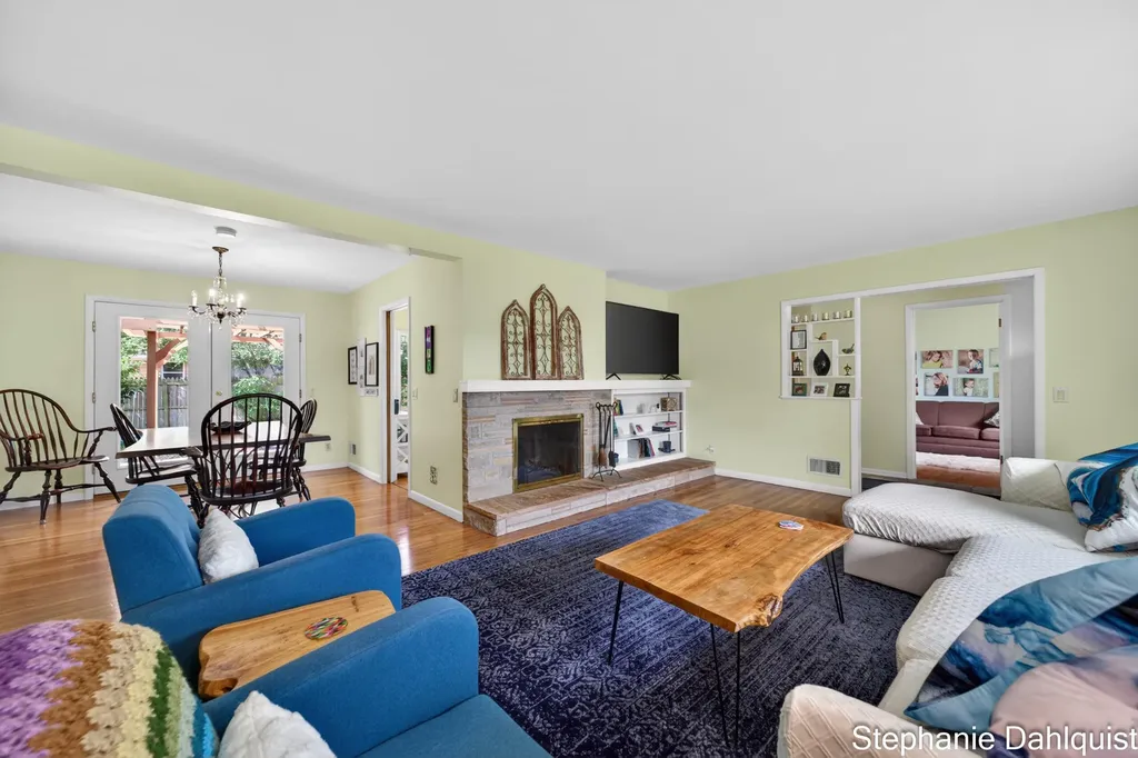 621 E Sunset Drive North Muskegon City MI 49445