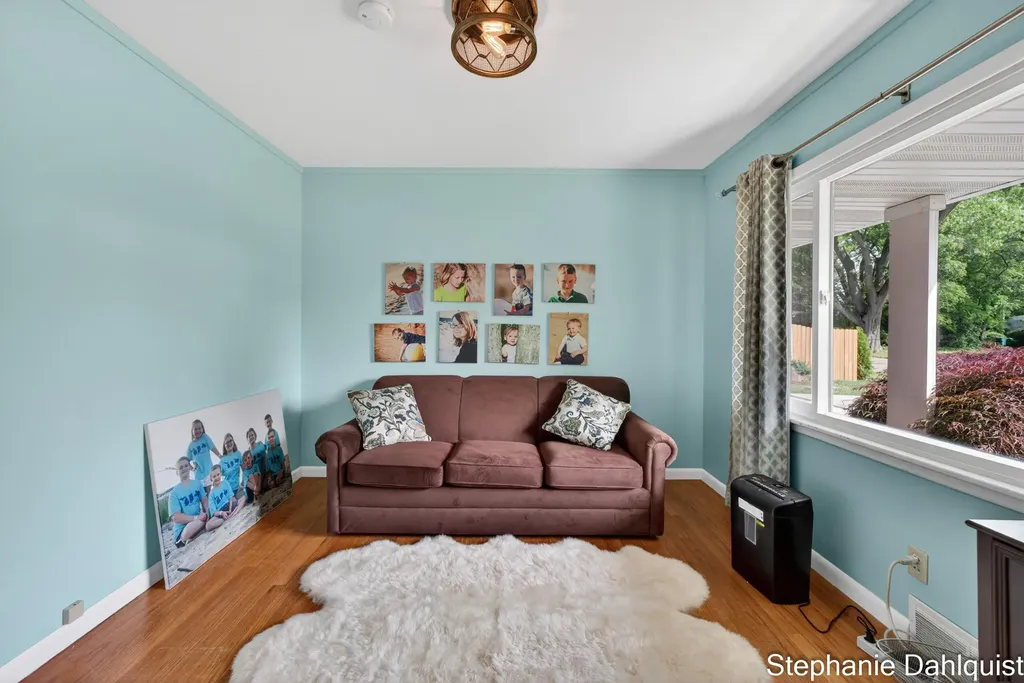 621 E Sunset Drive North Muskegon City MI 49445