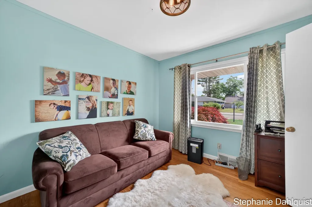 621 E Sunset Drive North Muskegon City MI 49445