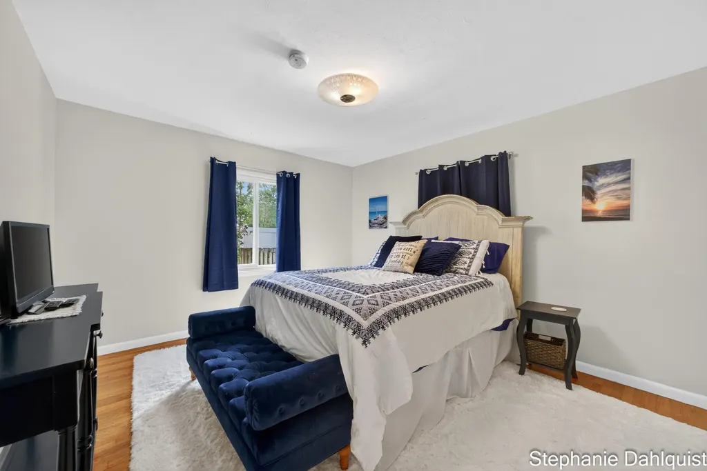 621 E Sunset Drive North Muskegon City MI 49445