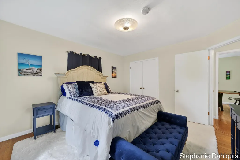 621 E Sunset Drive North Muskegon City MI 49445