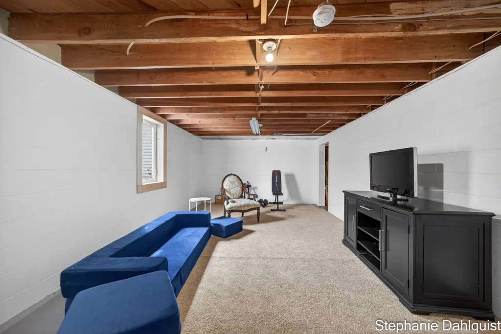 621 E Sunset Drive North Muskegon City MI 49445
