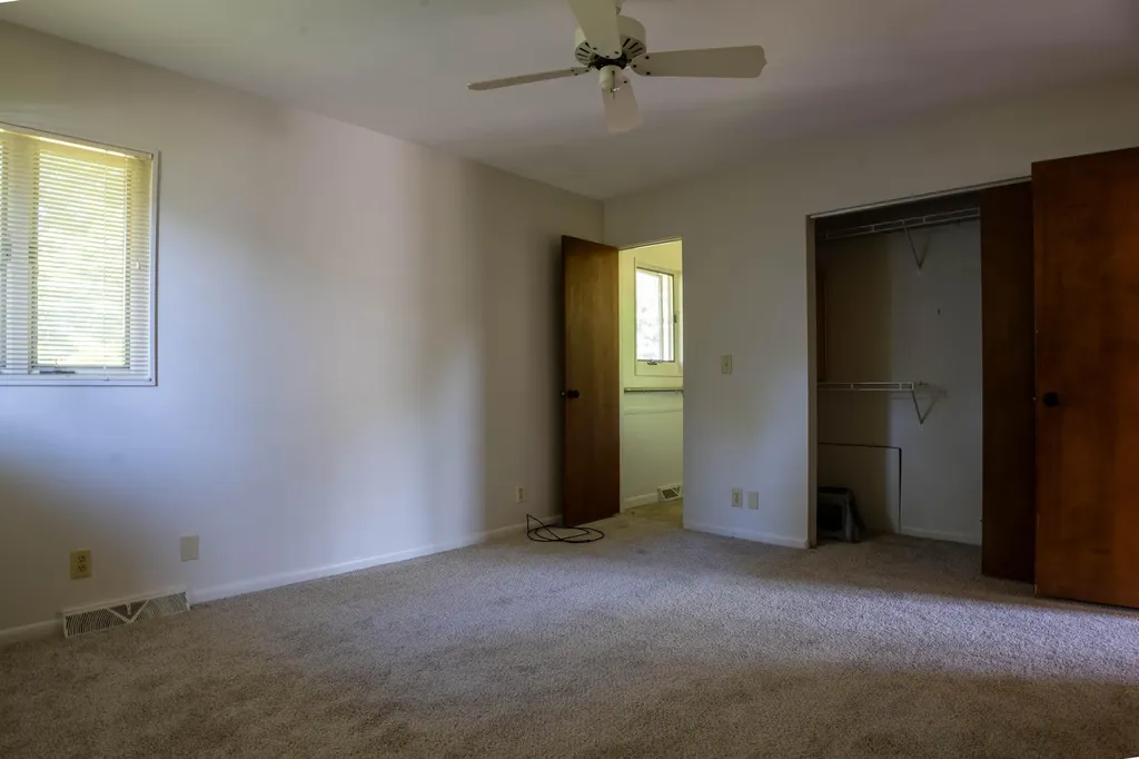 3127 Haverhill Court Roosevelt Park City MI 49441