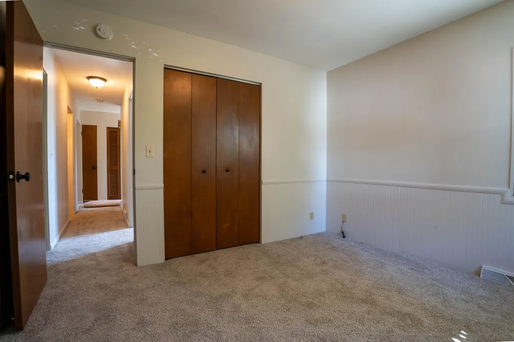 3127 Haverhill Court Roosevelt Park City MI 49441
