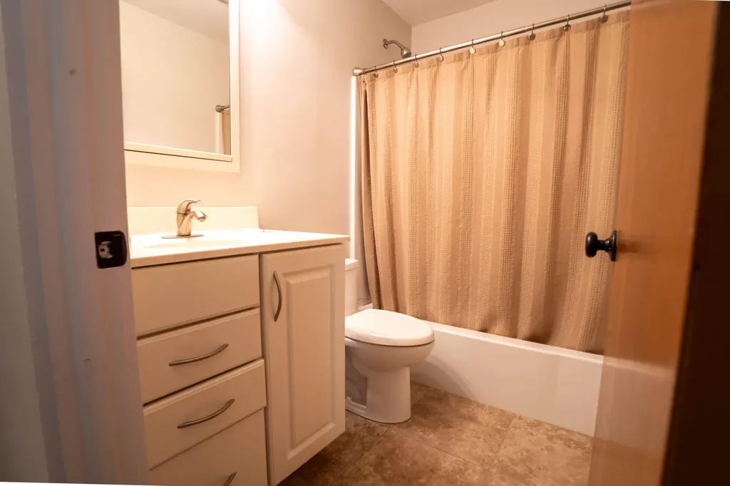 3127 Haverhill Court Roosevelt Park City MI 49441