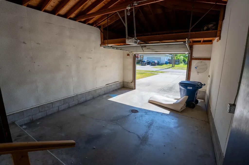 3127 Haverhill Court Roosevelt Park City MI 49441