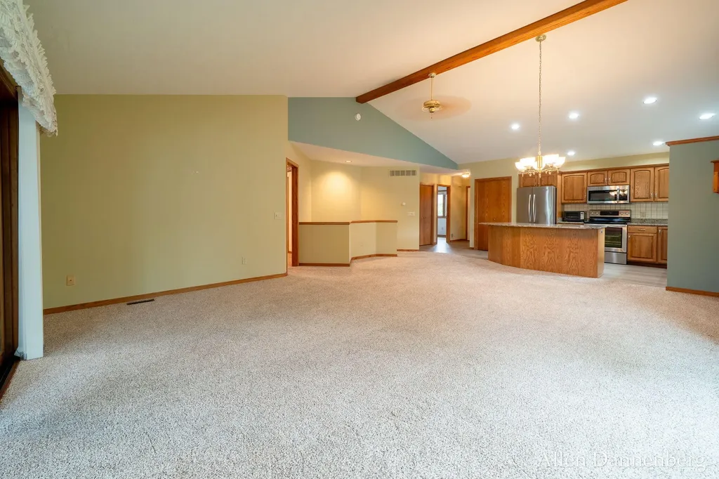 1946 Lakeview Drive Zeeland Charter Township MI 49464