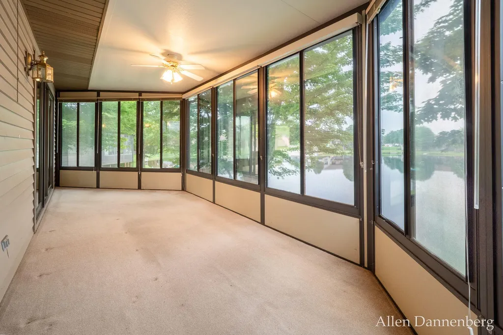 1946 Lakeview Drive Zeeland Charter Township MI 49464