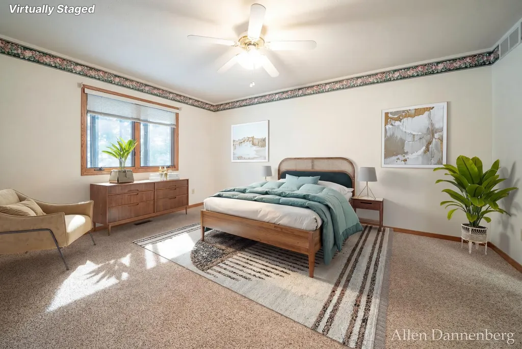1946 Lakeview Drive Zeeland Charter Township MI 49464