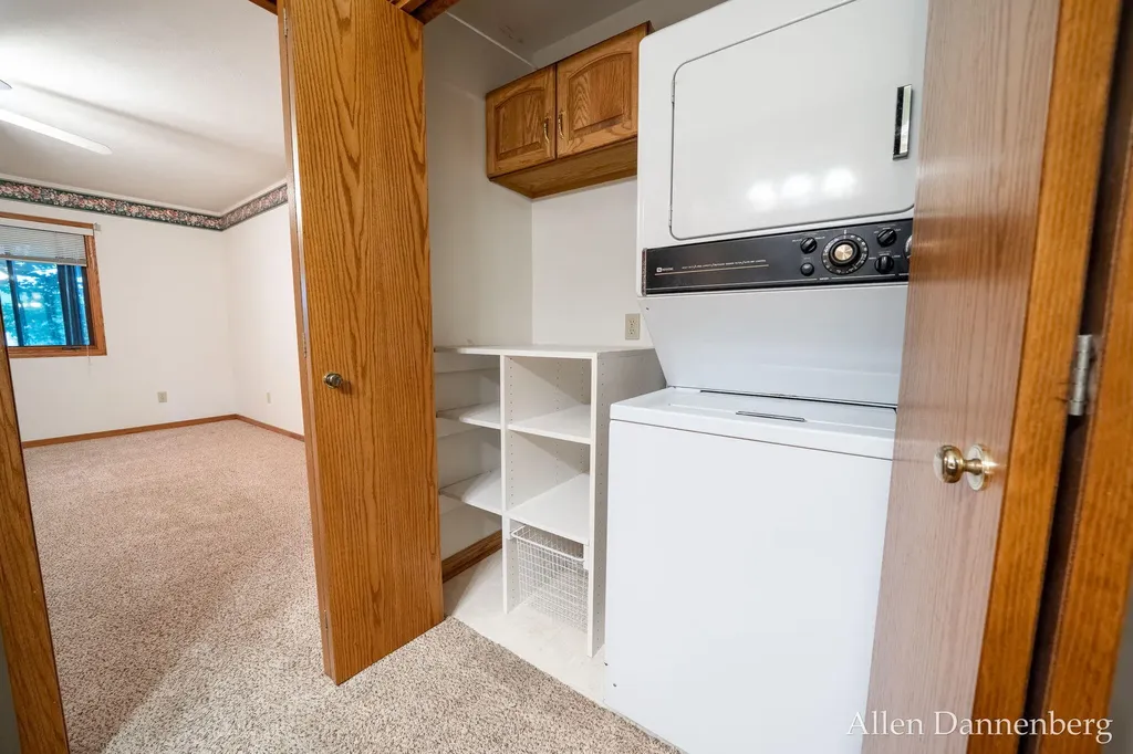 1946 Lakeview Drive Zeeland Charter Township MI 49464