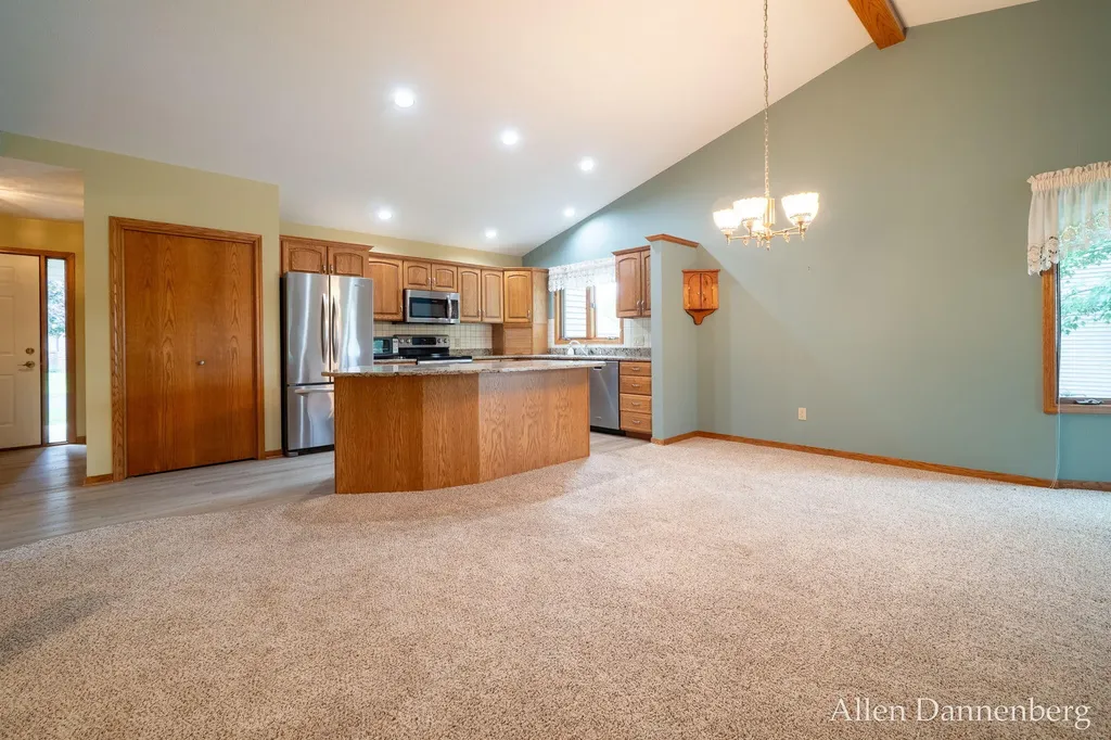 1946 Lakeview Drive Zeeland Charter Township MI 49464
