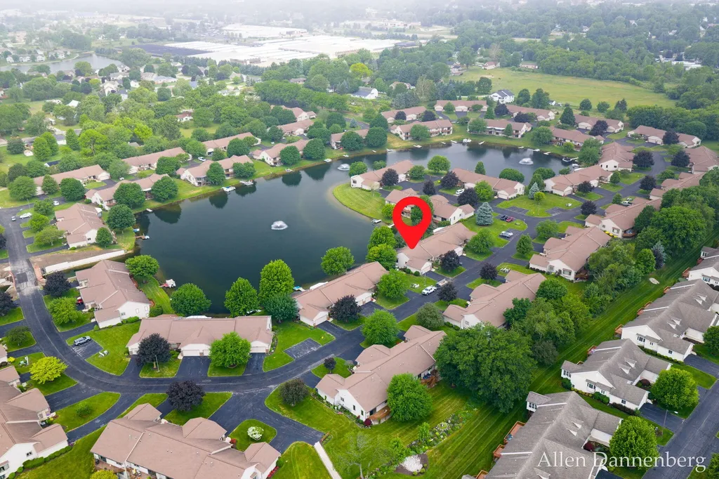1946 Lakeview Drive Zeeland Charter Township MI 49464