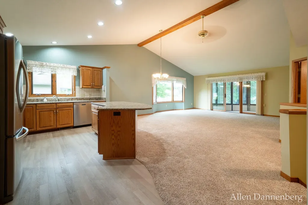 1946 Lakeview Drive Zeeland Charter Township MI 49464