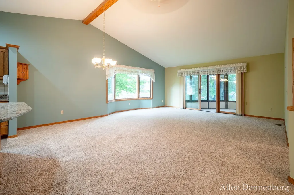 1946 Lakeview Drive Zeeland Charter Township MI 49464