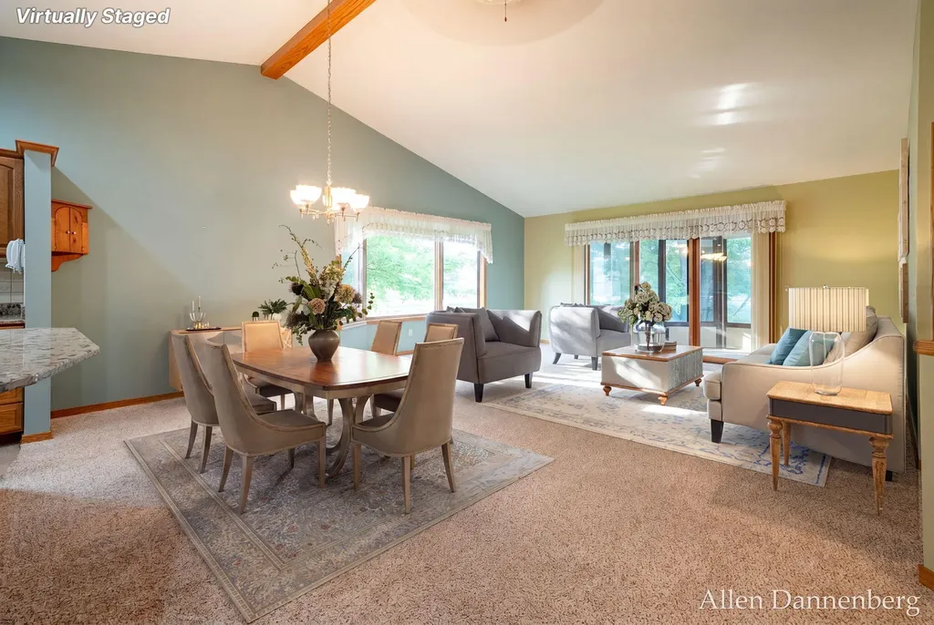 1946 Lakeview Drive Zeeland Charter Township MI 49464