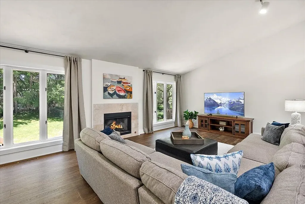368 S Lakeshore Drive Park Township MI 49424