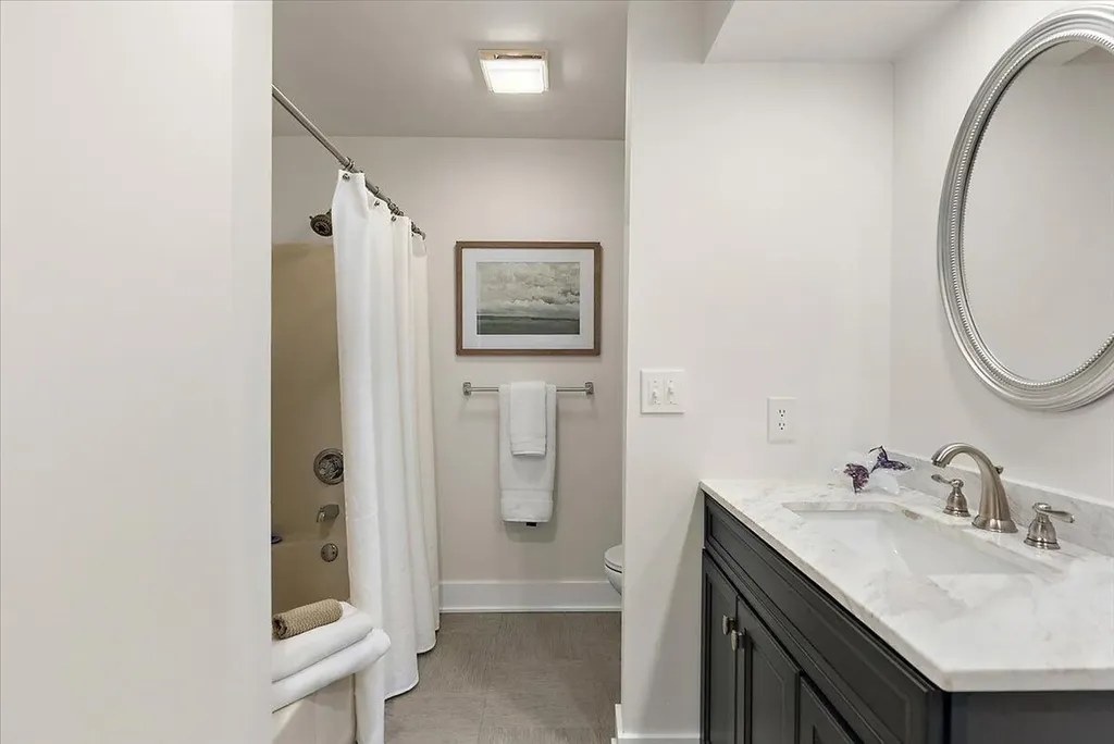 368 S Lakeshore Drive Park Township MI 49424