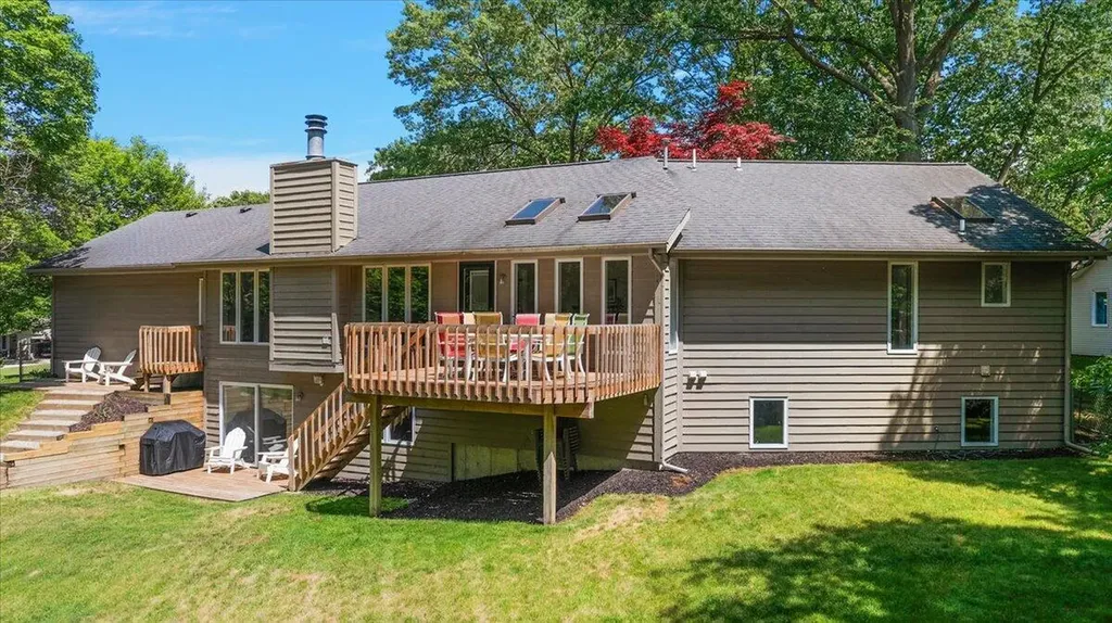 368 S Lakeshore Drive Park Township MI 49424