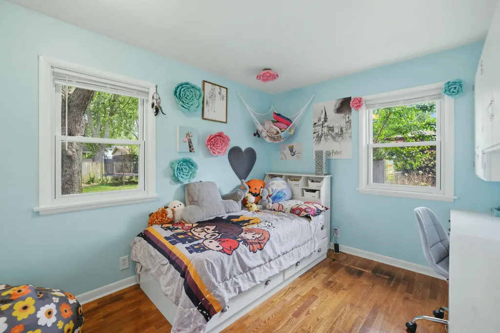 325 N 145th Avenue Park Township MI 49424