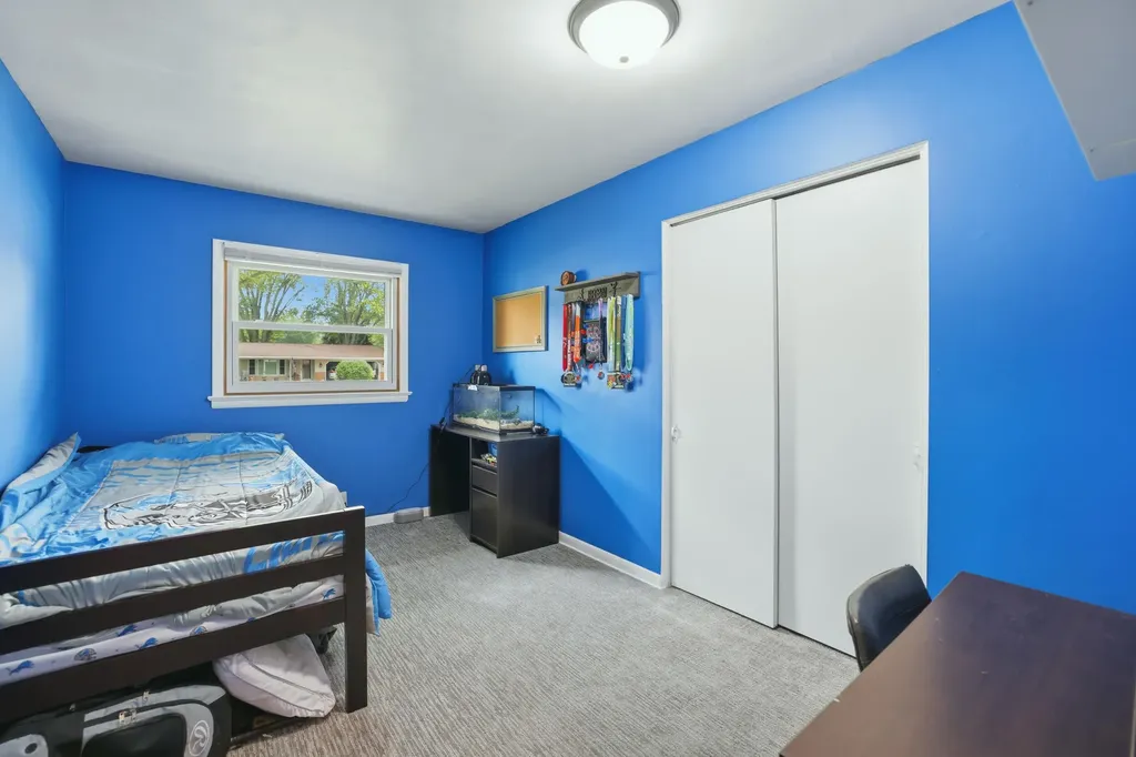 325 N 145th Avenue Park Township MI 49424