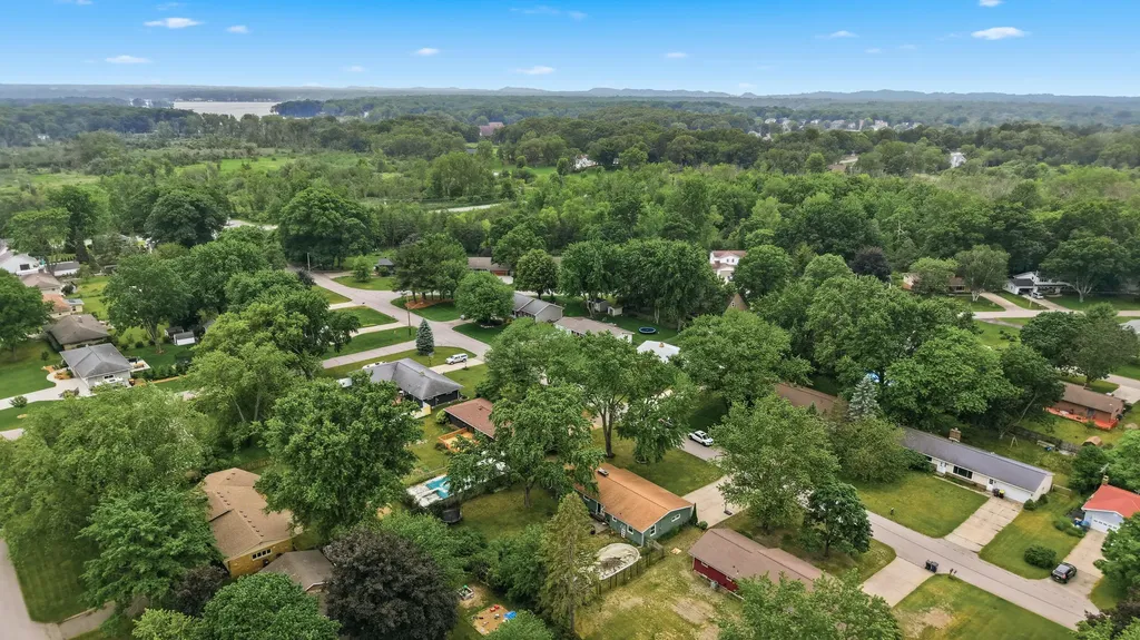 325 N 145th Avenue Park Township MI 49424
