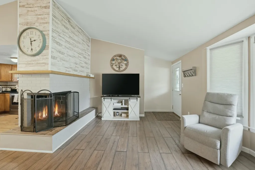 325 N 145th Avenue Park Township MI 49424