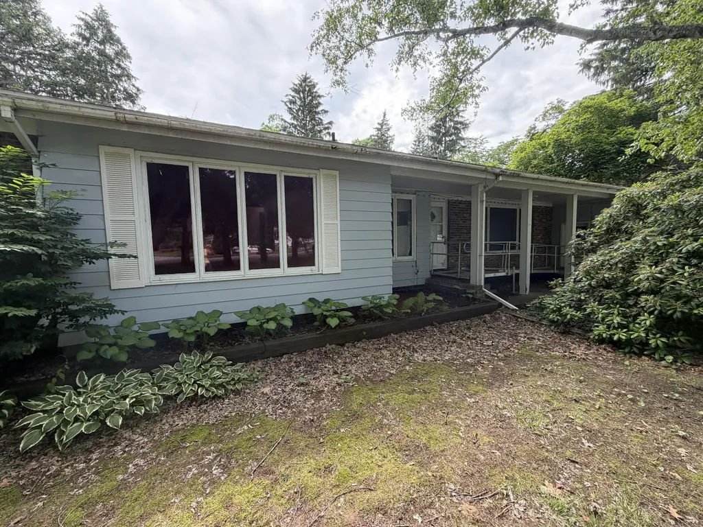 171 Dennis Avenue Fruitport Village MI 49415