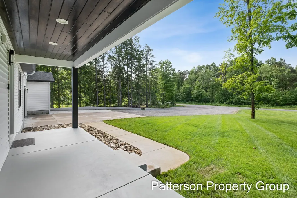 7638 E Sheringer Road Sullivan Township MI 49451