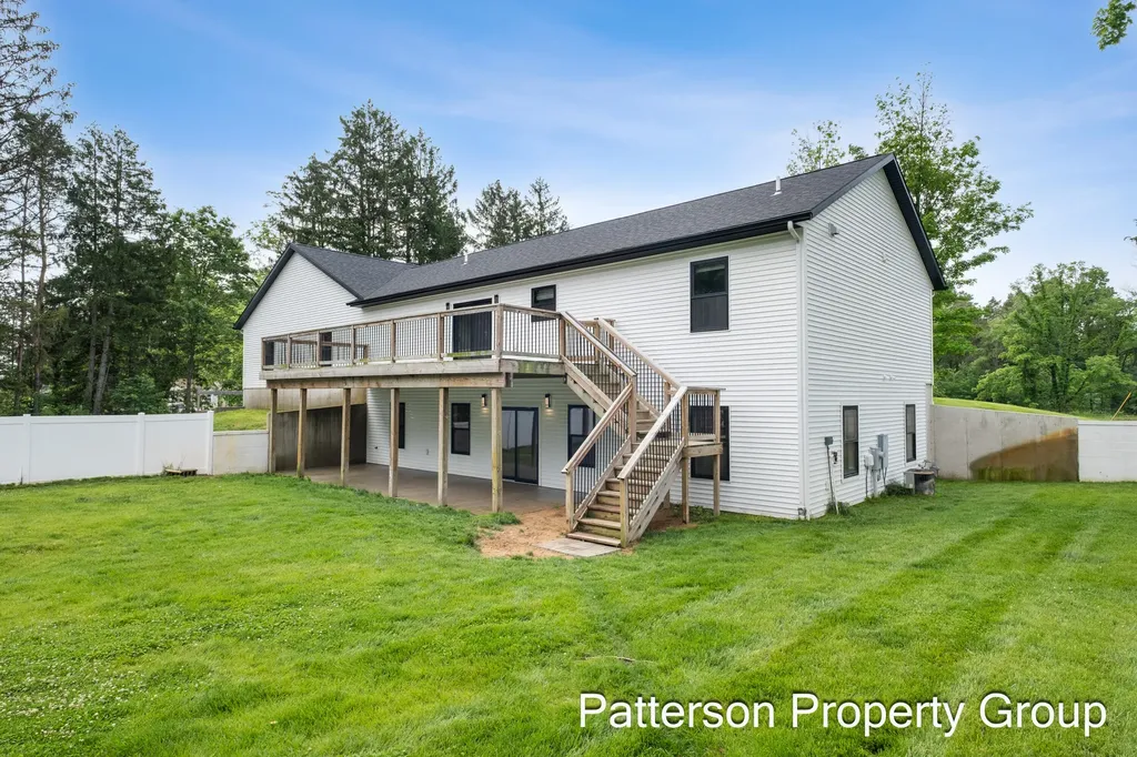 7638 E Sheringer Road Sullivan Township MI 49451