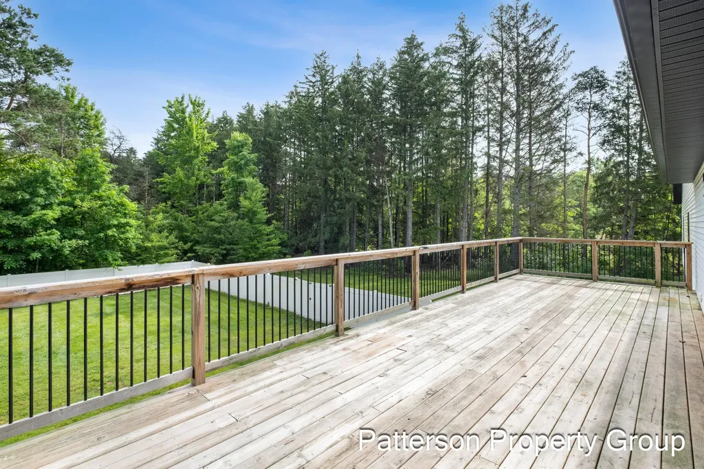 7638 E Sheringer Road Sullivan Township MI 49451