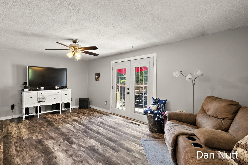 107 N Densmore Street Muskegon Charter Township MI 49442